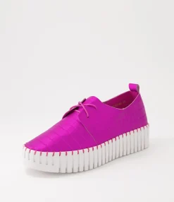 Best Sale Brooks Pink Matt White Croc Leather Sneakers Women Sneakers