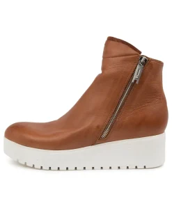 Online Karissa Cognac-White Sole Women Ankle Boots